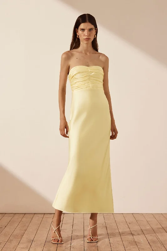 LUXE STRAPLESS RUCHED BODICE MIDI DRESS - LEMON Square Neckline Feminine