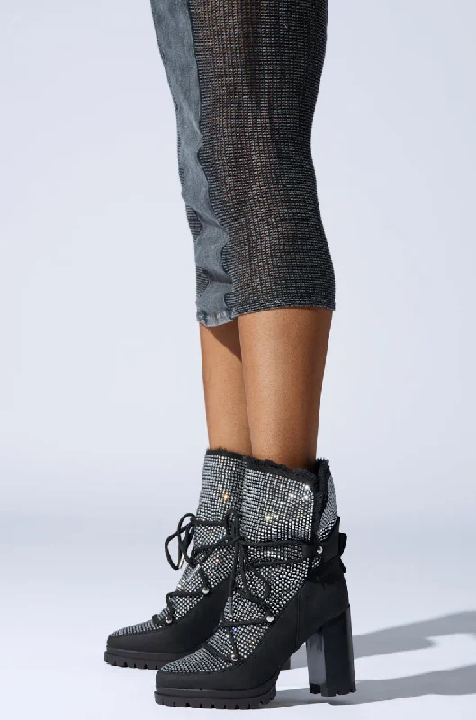 AZALEA WANG TWILLA EMBELLISHED CHUNKY BOOTIE Tailored Office Shorts