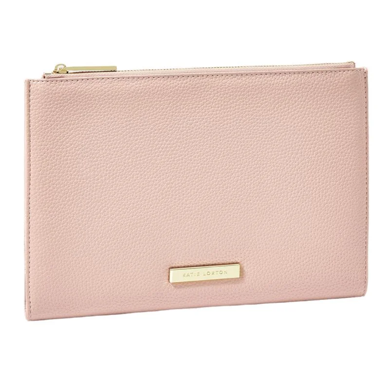 Travel Document Holder in Pale Pink Chic Relaxed Fit